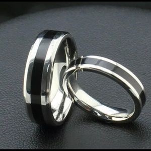 8MM Men Stainless Steel Black Silver Band ring